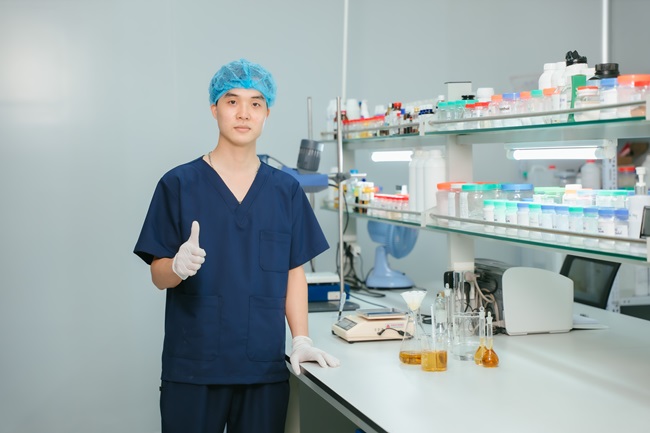 Phòng lab rất quan trọng trong gia công mỹ phẩm của nhà máy Namephar