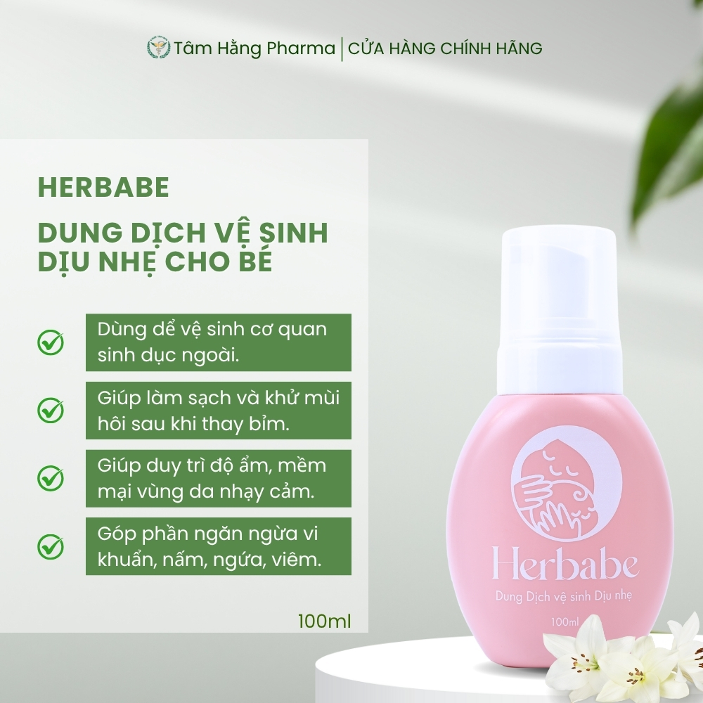 Gia Cong Dung Dich Ve Sinh Cho Be 1